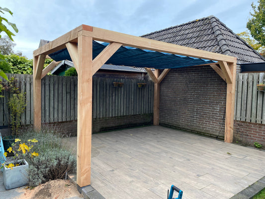 Het verschil tussen een pergola en een overkapping